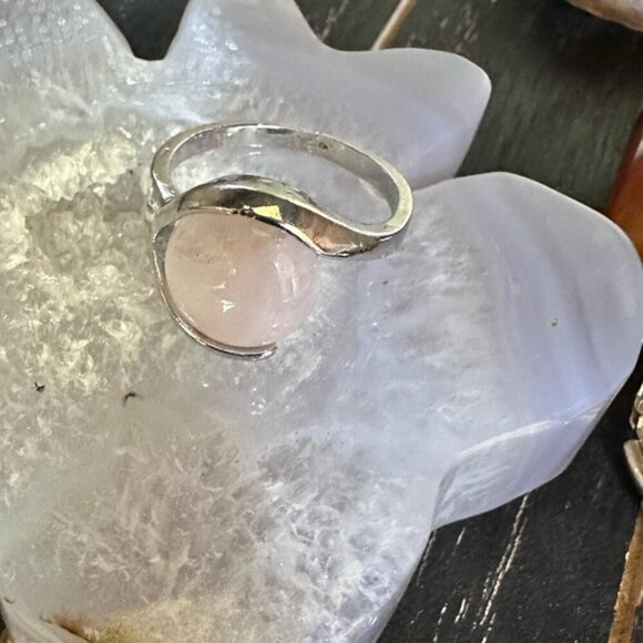 Pink quartz silver boyfriend style ring - Picture 1 of 1